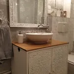 Stillvolle Designwohnung Im Historischen Zentrum Apartman