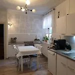 Stillvolle Designwohnung Im Historischen Zentrum