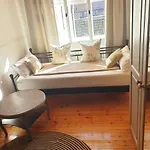 Stillvolle Designwohnung Im Historischen Zentrum Apartman *