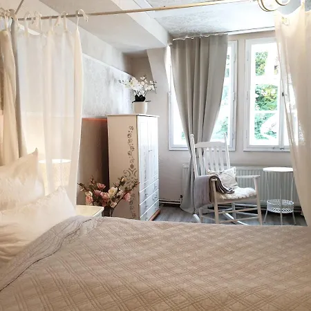 Apartment Stillvolle Designwohnung Im Historischen Zentrum *