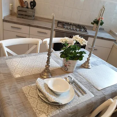 Stillvolle Designwohnung Im Historischen Zentrum * Stolberg (Harz)
