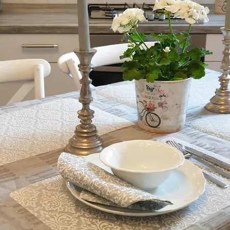 Apartment Stillvolle Designwohnung Im Historischen Zentrum