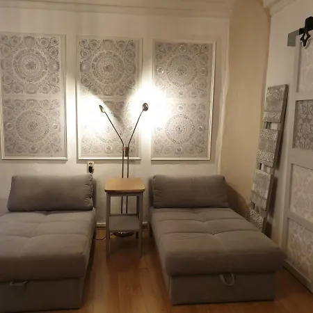 公寓 Stillvolle Designwohnung Im Historischen Zentrum