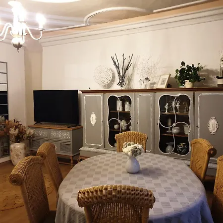 Stillvolle Designwohnung Im Historischen Zentrum * Stolberg (Harz)