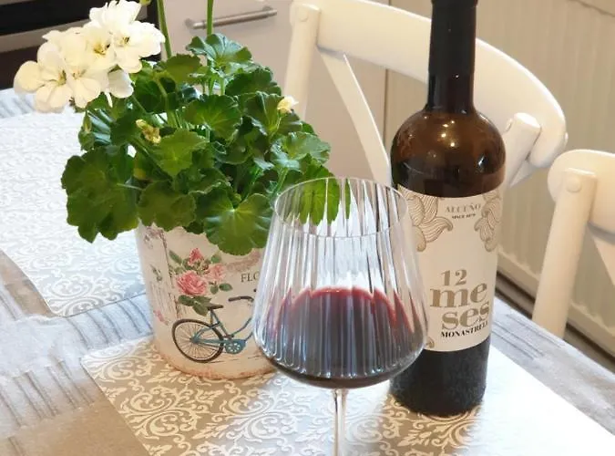 Stillvolle Designwohnung Im Historischen Zentrum *