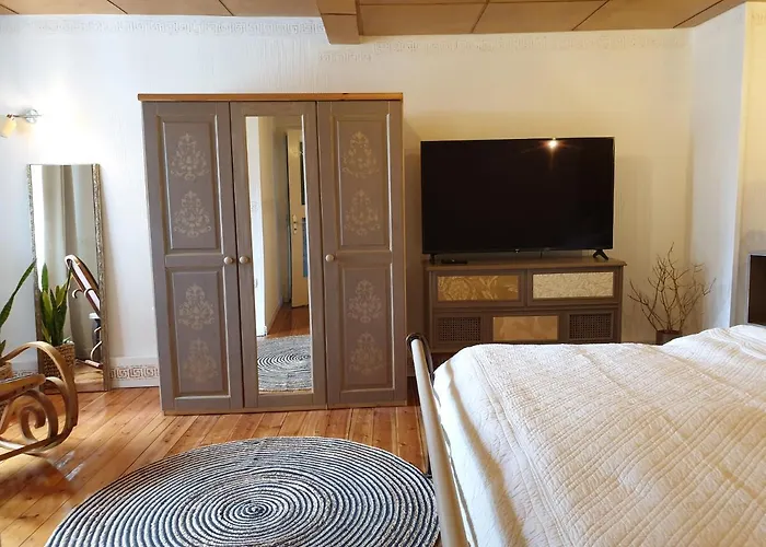 Stillvolle Designwohnung Im Historischen Zentrum *