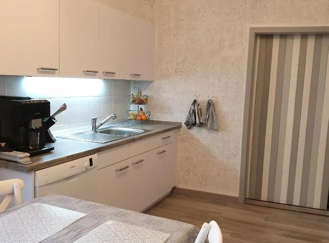 Appartement Stillvolle Designwohnung Im Historischen Zentrum