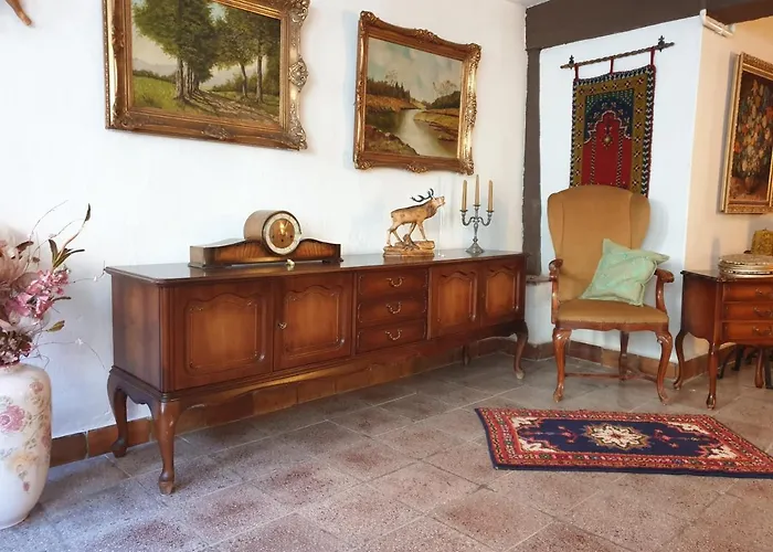 Stillvolle Designwohnung Im Historischen Zentrum