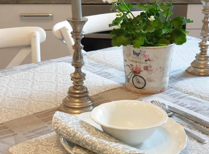 Appartement Stillvolle Designwohnung Im Historischen Zentrum