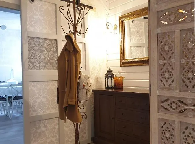 Stillvolle Designwohnung Im Historischen Zentrum