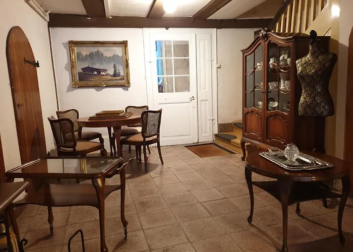 Stillvolle Designwohnung Im Historischen Zentrum *