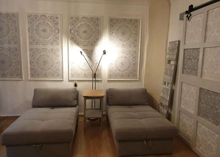 Appartement Stillvolle Designwohnung Im Historischen Zentrum