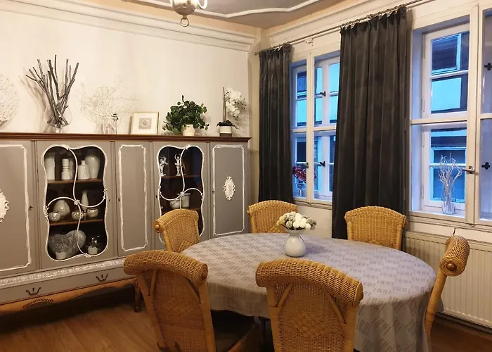 Stillvolle Designwohnung Im Historischen Zentrum *